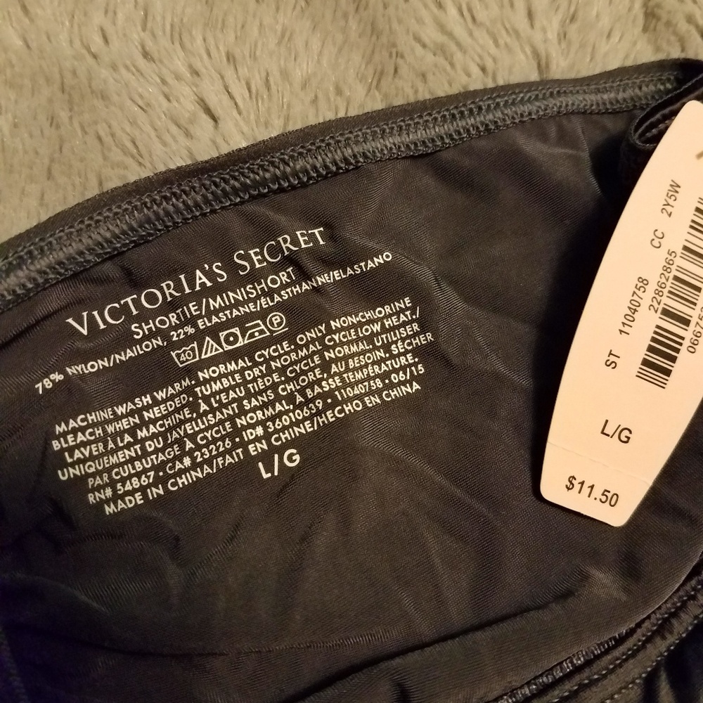 VS shortie//mini short